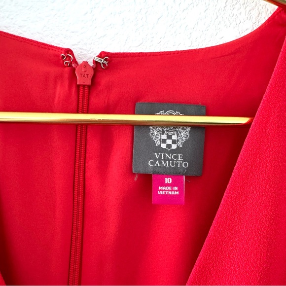 Vince Camuto NWT Red Jumpsuit w/ Belt - Picture 4 of 7